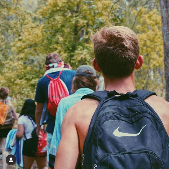 Meet your Posher, Justin - Picture 1 of 1